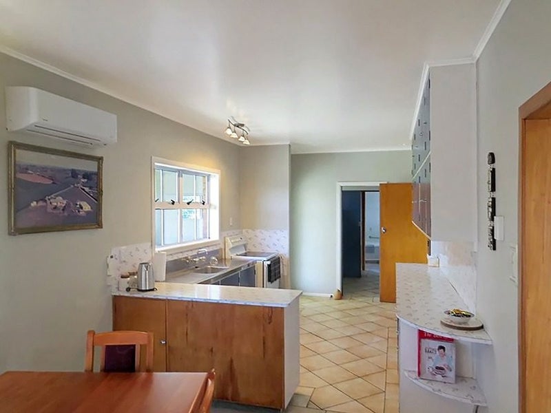 52 Burr Road, Otorohanga, Otorohanga - Carousel 2