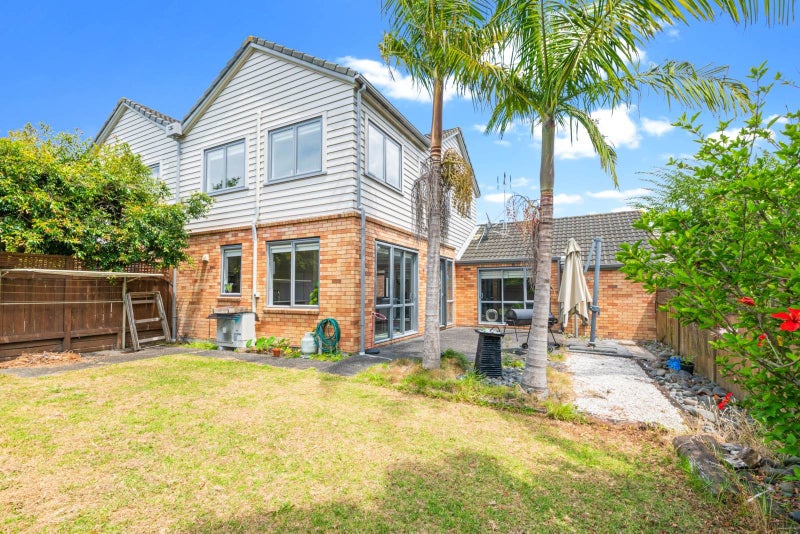 38 Villanova Place, Albany, Auckland - Carousel 1