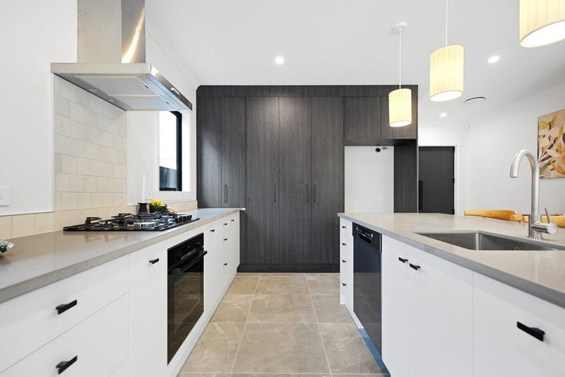 73 Maanihi Drive, Rototuna North, Hamilton - Carousel 2