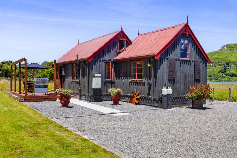 145 Te Mahoe Road, Mōkau - Carousel 2