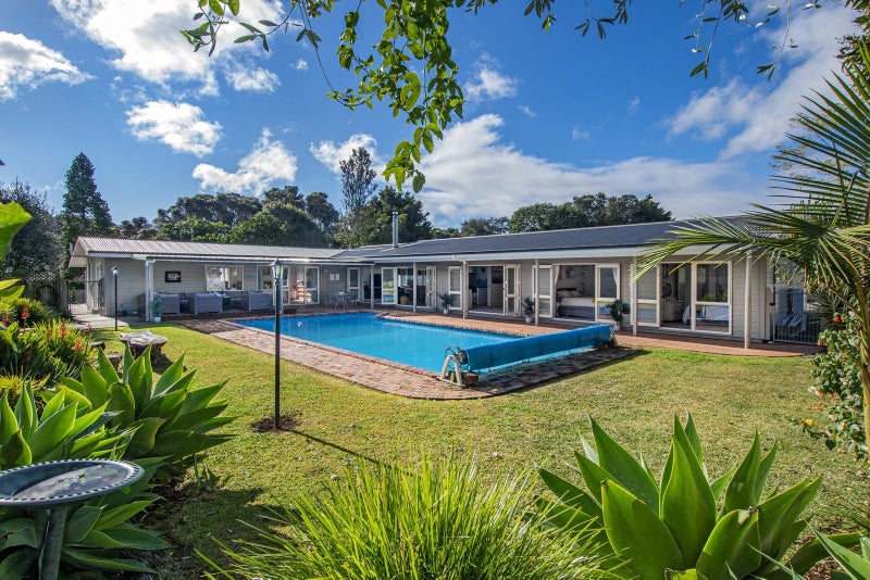 14 Dip Road, Kamo, Whangarei - Carousel 1