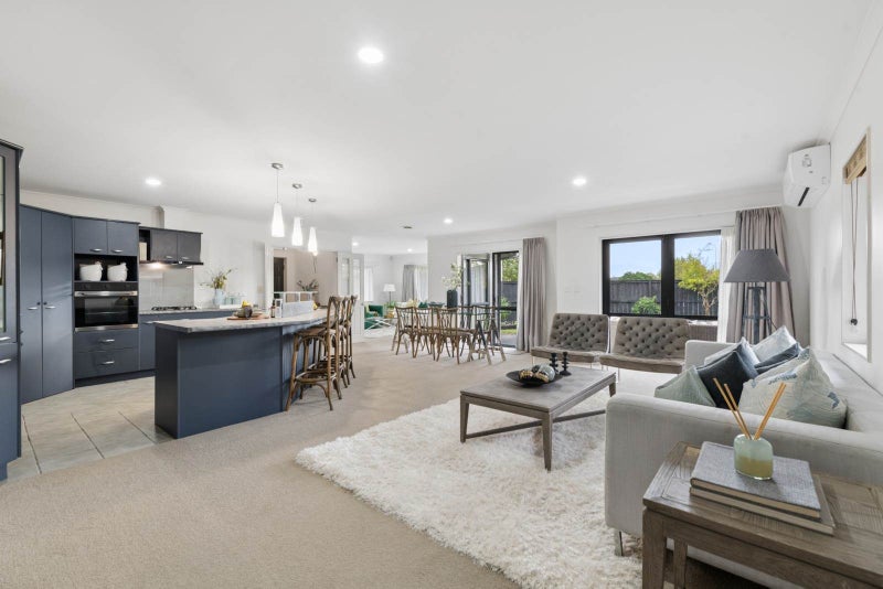 7 Kellaway Drive, East Tamaki, Auckland - Carousel 2