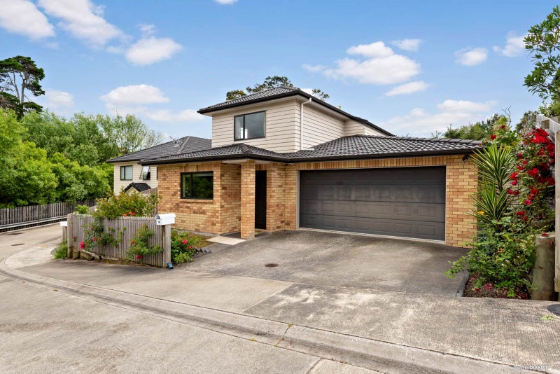 32 Springvale Drive, Fairview Heights, Auckland - Carousel 1