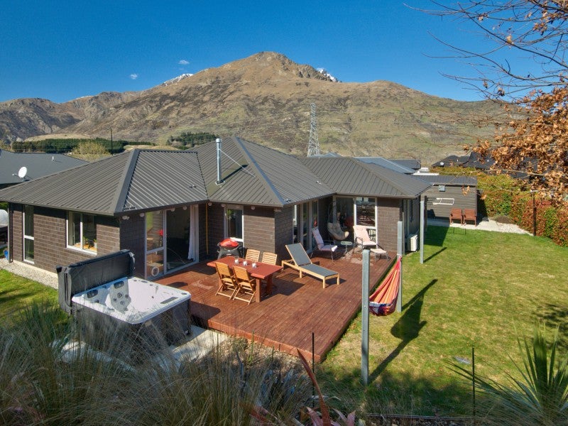 7 Cotswold Court, Lower Shotover, Queenstown - Carousel 1