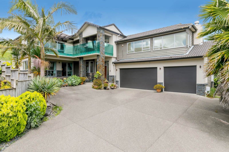29 Skye Road, East Tamaki Heights, Auckland - Carousel 1