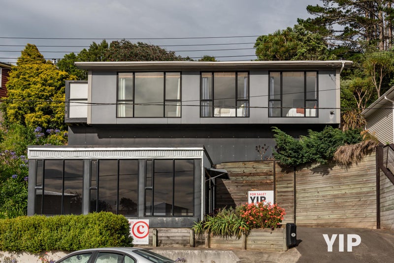 36 Arapiko Street, Johnsonville, Wellington - Carousel 1