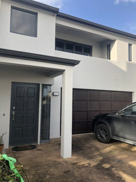 79 Mt Lebanon Crescent, The Gardens, Auckland - Carousel 1