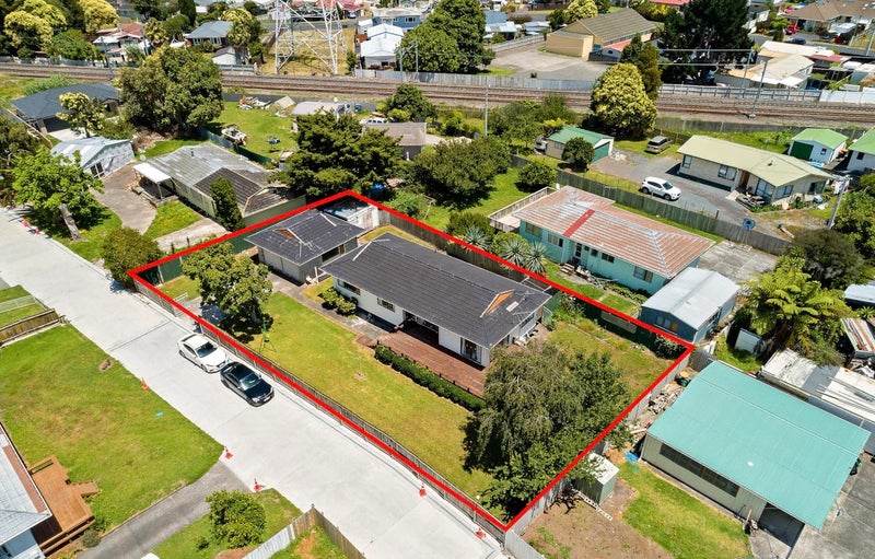 35 Taka Street, Takanini, Auckland - Carousel 1