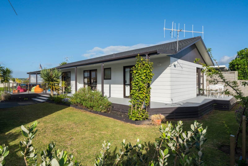 44 Norfolk Drive, Mangawhai Heads, Mangawhai - Carousel 1