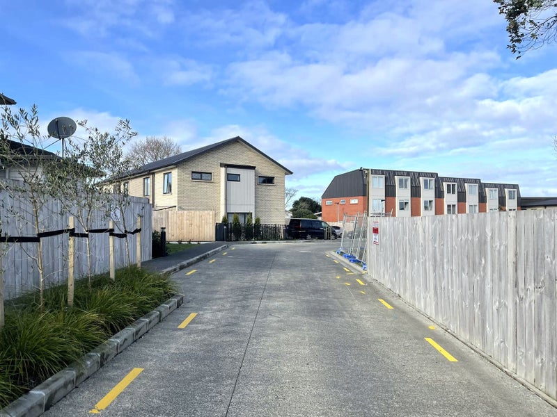 2 Timata Lane, Favona, Auckland - Carousel 2