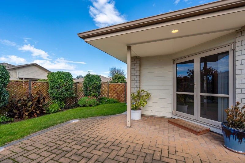 6 Blythfield Place, Taradale, Napier - Carousel 2