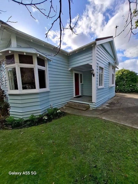 19 Frederick Street, Terrace End, Palmerston North - Carousel 2
