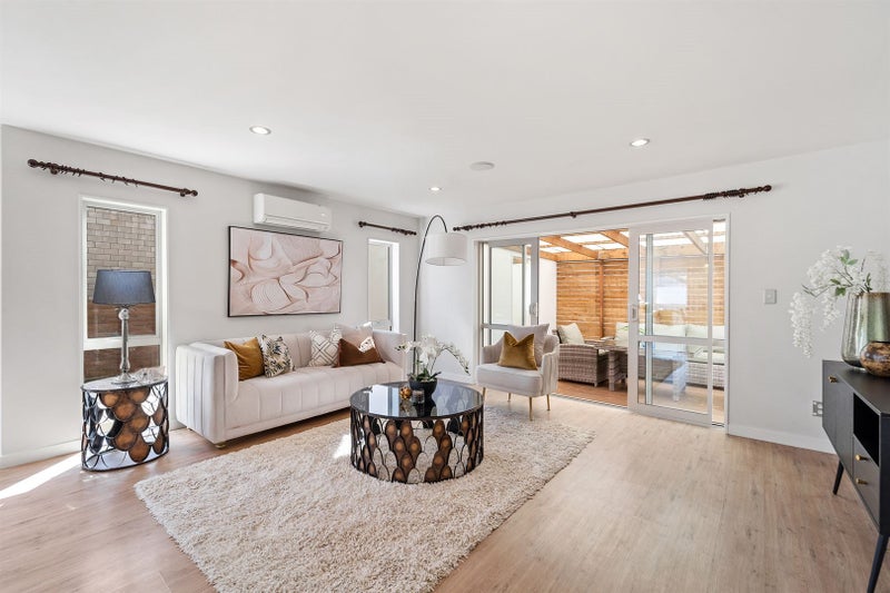 55 Sohlue Place, Oteha, Auckland - Carousel 2