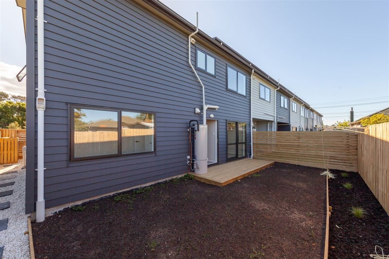 8/504 Swanson Road, Ranui, Auckland - Carousel 11