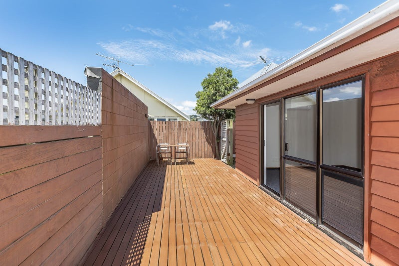 10 Stone Street, Miramar, Wellington - Carousel 2