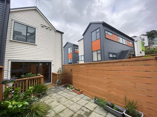 14/22 BOOTH ST, Miramar, Wellington - Carousel 17