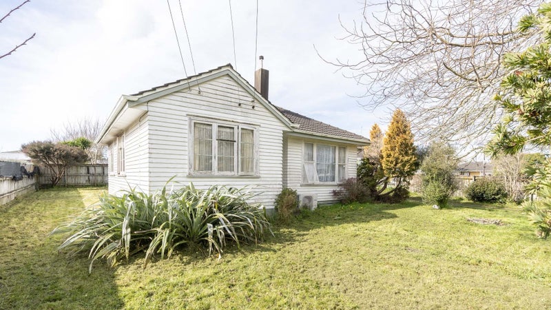 23 Pollen Crescent, Melville, Hamilton - Carousel 1