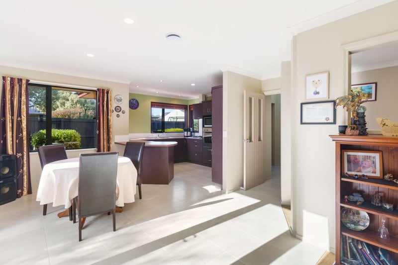 18A Wilmington Place, Shirley, Christchurch - Carousel 2