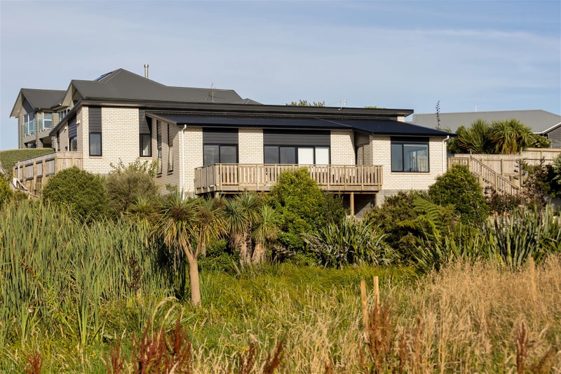 5A Amy Way, Bell Block, New Plymouth - Carousel 1