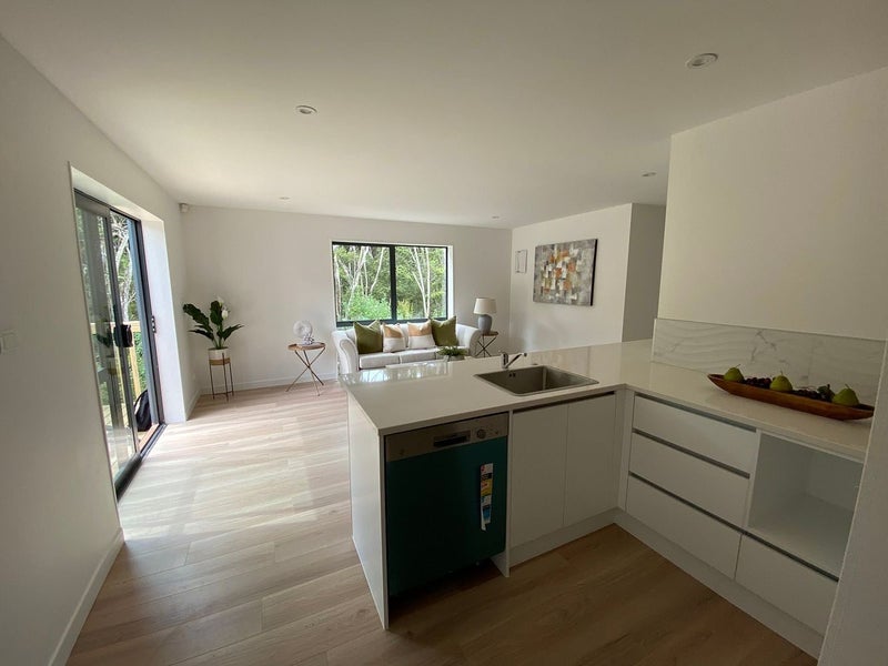 3 Satchell Place, Birkenhead, Auckland - Carousel 14