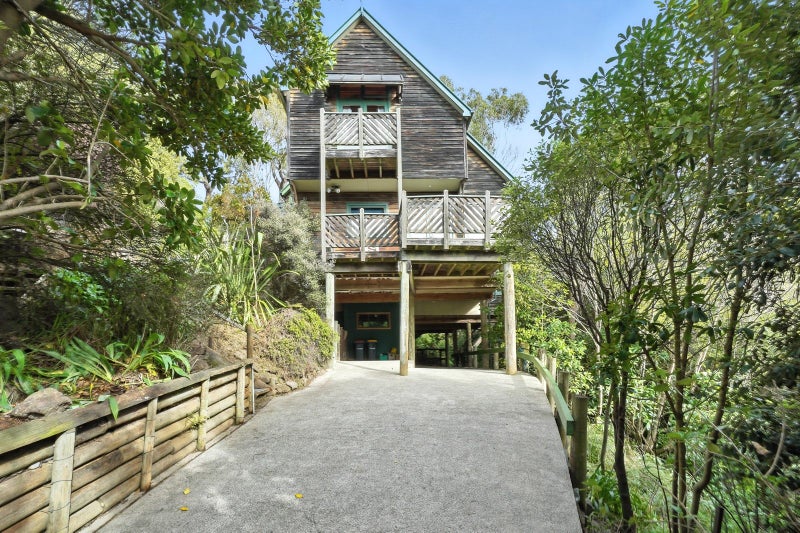 21 Toledo Place, Mount Pleasant, Christchurch - Carousel 1