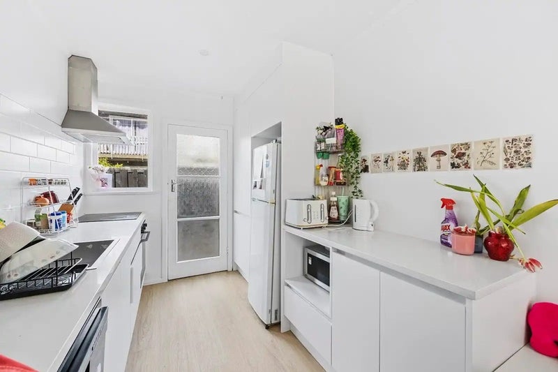 3/43 Cameron Road, Hamilton East, Hamilton - Carousel 2