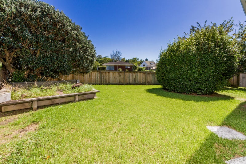 1/69 Moore Street, Howick, Auckland - Carousel 16