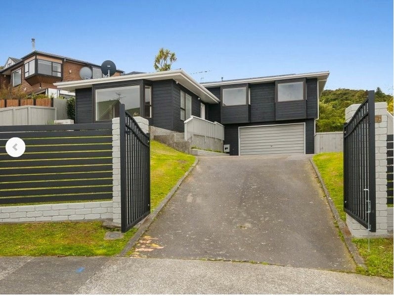 14 Westpoint Avenue, Harbour View, Lower Hutt - Carousel 19