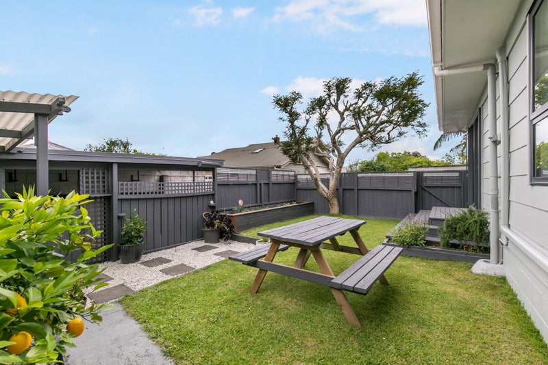 3/43 Forbes Street, Onehunga, Auckland - Carousel 2