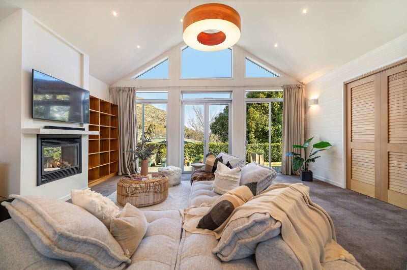 15/8 Humphrey Street, Frankton, Queenstown - Carousel 2