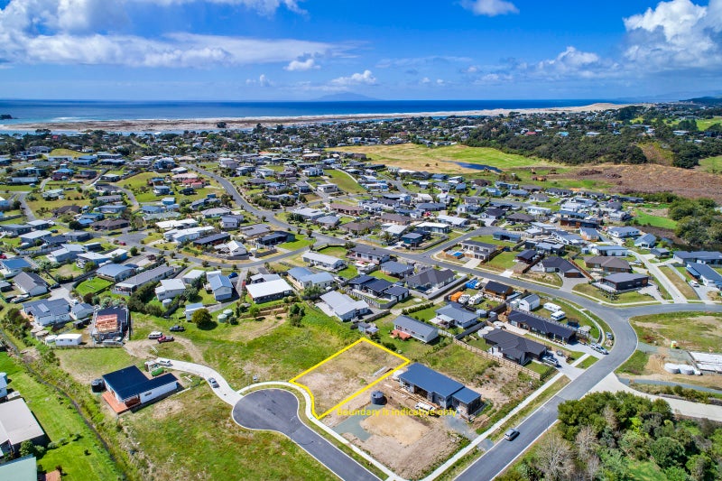 62 Marram Place, MANGAWHAI HEADS, MANGAWHAI - Carousel 1