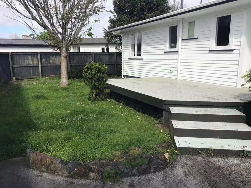 60 Southsea Crescent, Silverdale, Hamilton - Carousel 2