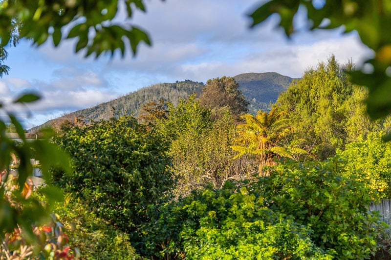 2/205 Taharepa Road, Tauhara, Taupō - Carousel 2