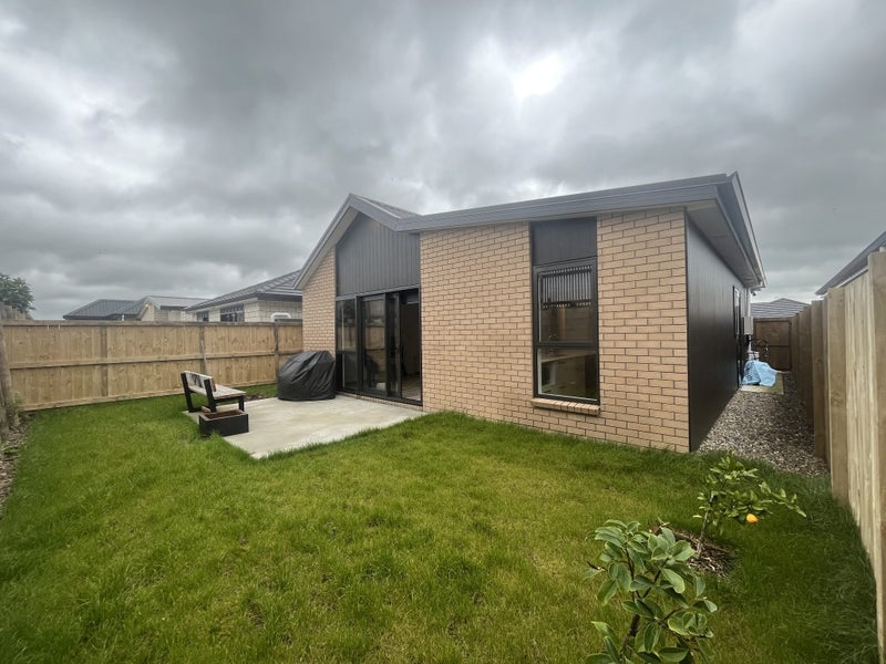 17 Waruhia Crescent, Rototuna North, Hamilton - Carousel 10