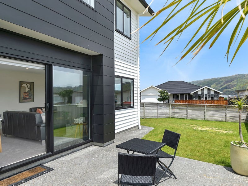 93 John Burke DR, Aotea, PORIRUA - Carousel 2