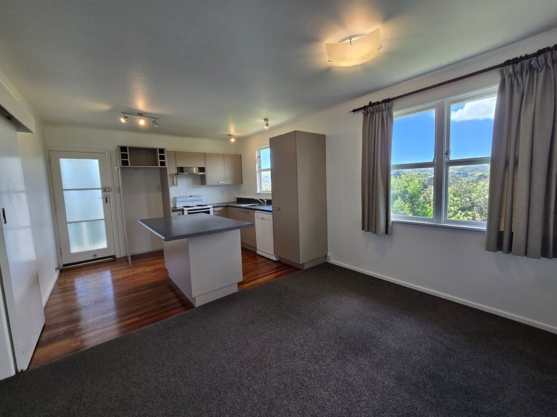 43 Lynda Avenue, Paparangi, Wellington - Carousel 16