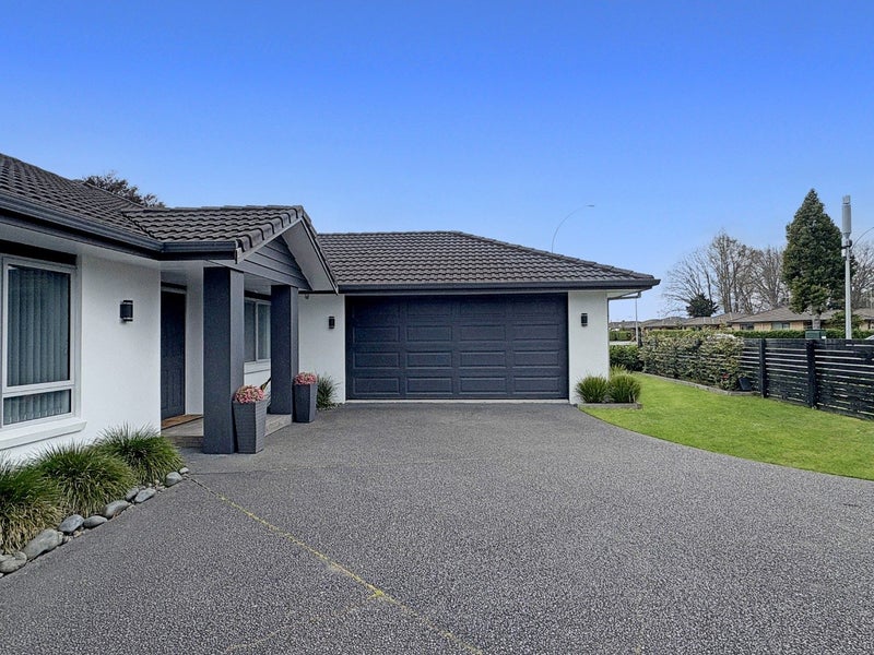 56 Thomas Road, Huntington, Hamilton - Carousel 2
