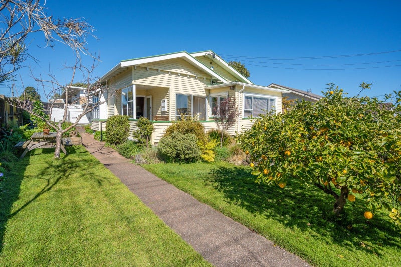 29 Amaru Road, One Tree Hill, Auckland - Carousel 2