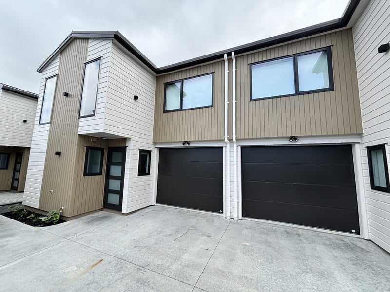 169 Everglade Drive, Totara Heights, Auckland - Carousel 1