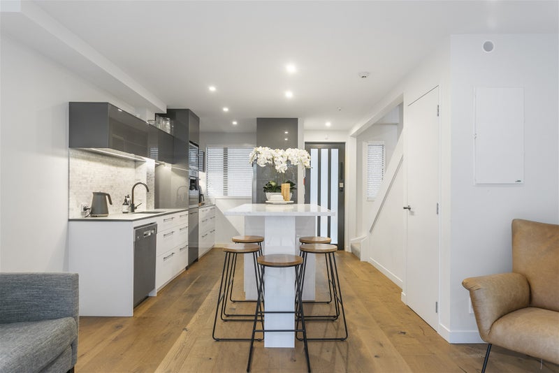 10/6 Waima Street, Grey Lynn, Auckland - Carousel 2