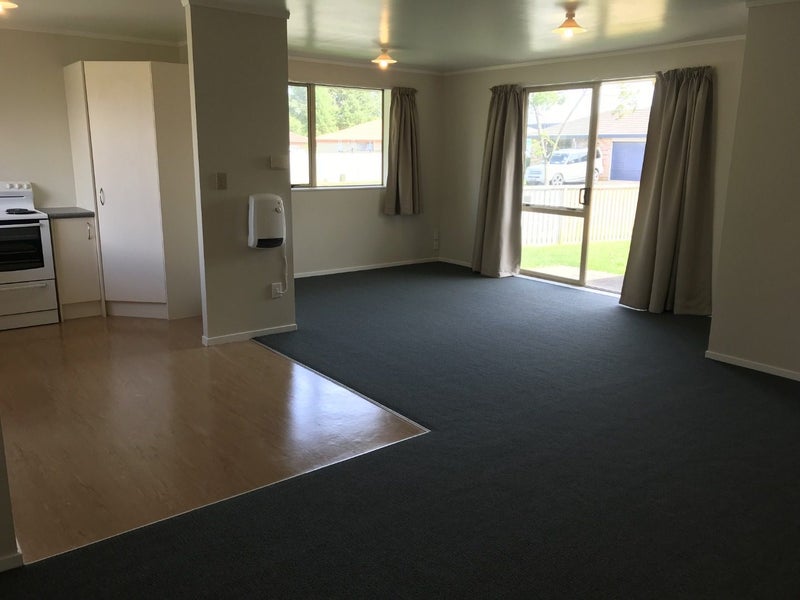 49 Scotts Field Drive, Takanini, Auckland - Carousel 5