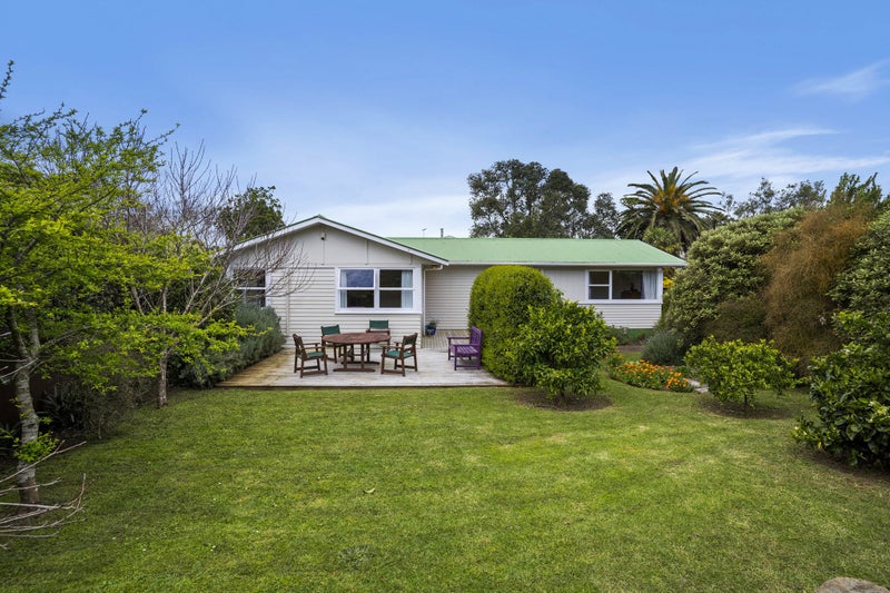 11 Ashcroft Avenue, Mangere Bridge, Auckland - Carousel 2