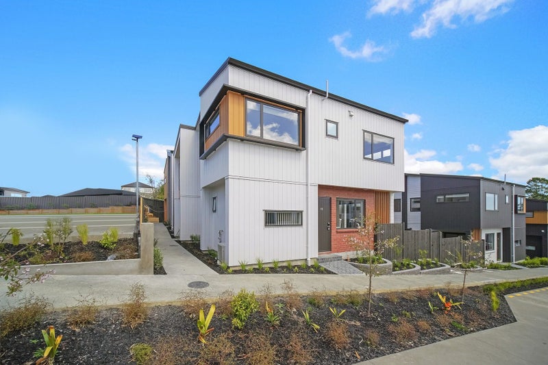 2 Don Oliver Lane, Glen Eden, Auckland - Carousel 2