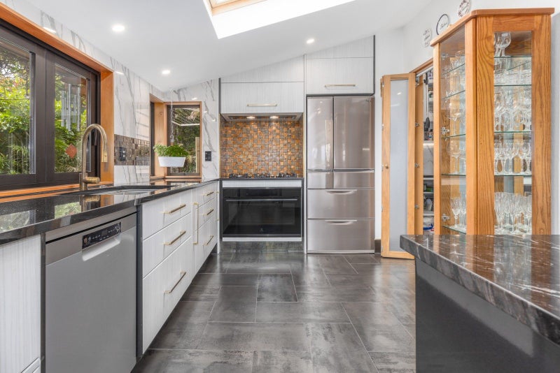 57 Kinloch Place, Papakowhai, Porirua - Carousel 2