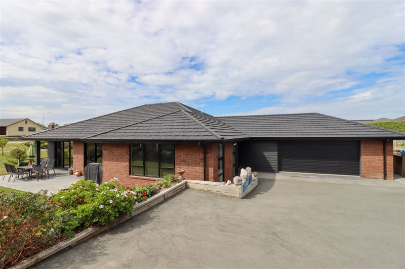 62 Hunter Hills Drive, Gleniti, Timaru - Carousel 1
