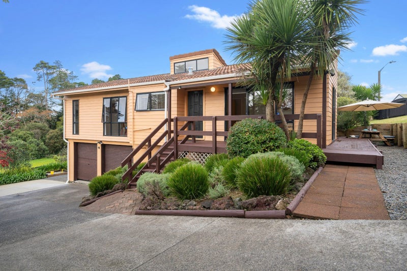 49 Vintage Drive, Henderson, Auckland - Carousel 1