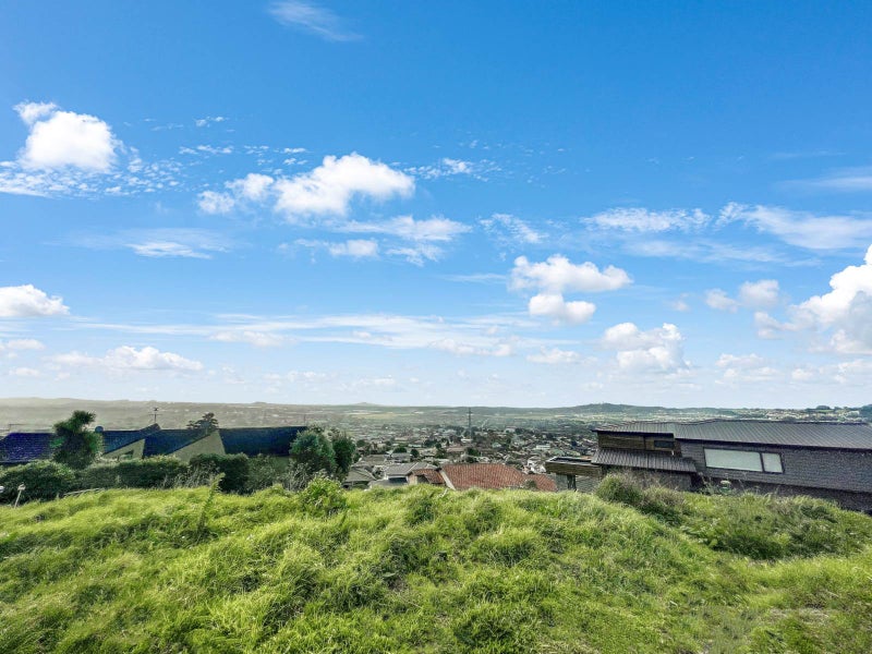 11 Bartells Drive, Goodwood Heights, Auckland - Carousel 1