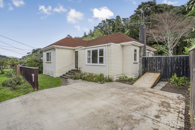 79 Hair Street, Wainuiomata, Lower Hutt - Carousel 2