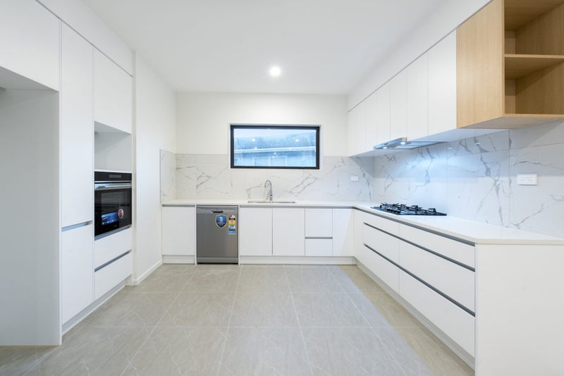 26B Universal Drive, Henderson, Auckland - Carousel 2