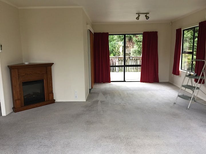 30 Hakea Place, Totara Heights, Auckland - Carousel 5
